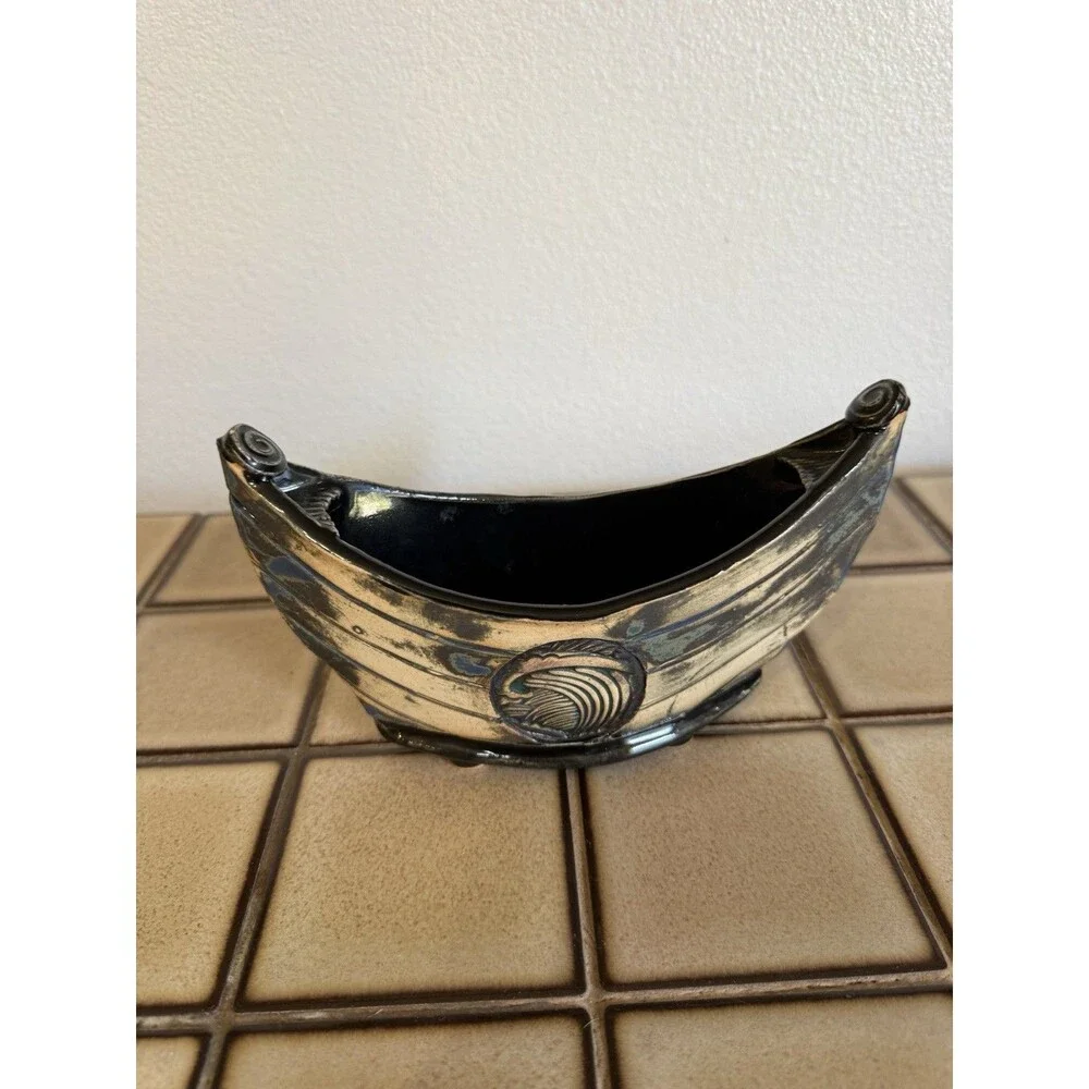 ICY ROAD Art Pottery Boat Planter Wave Motif Black Bronze Ceramic Cachepot 7